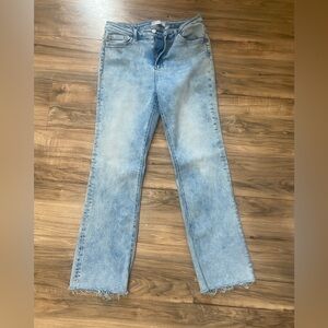 Vervet Blue Light Wash Straight Leg Jeans Size 31 Raw Hem Trendy Denim